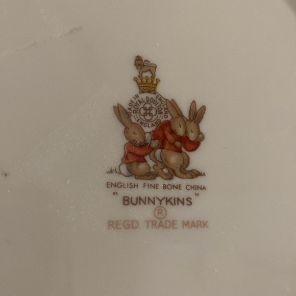BUNNYKINS ROYAL DOULTON TWO PIECE SET Vintage - Picture 3 of 9